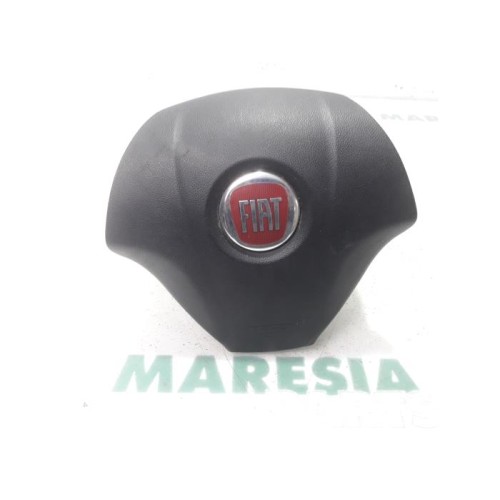Fiat - Doblo - Left airbag (steering wheel)