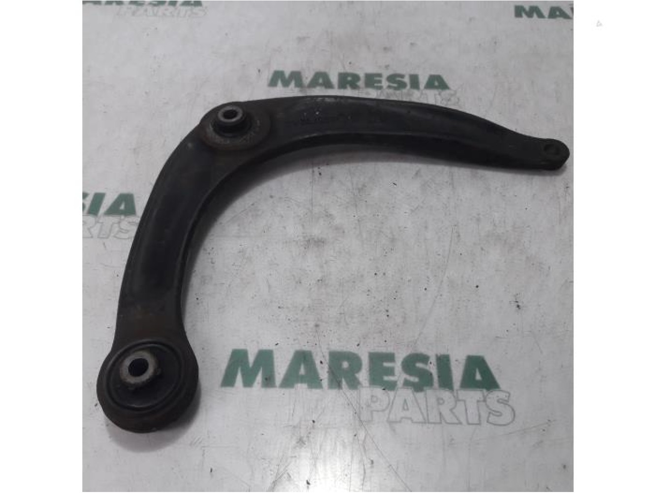 Peugeot - 307 - Front lower wishbone, right