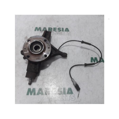 Peugeot - 307 - Fusee links-voor