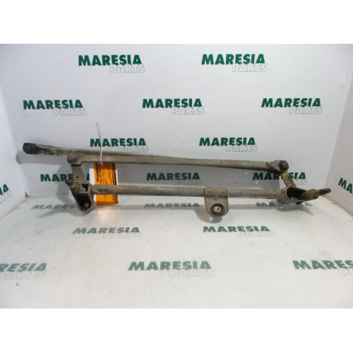 Renault - Laguna - Wiper mechanism
