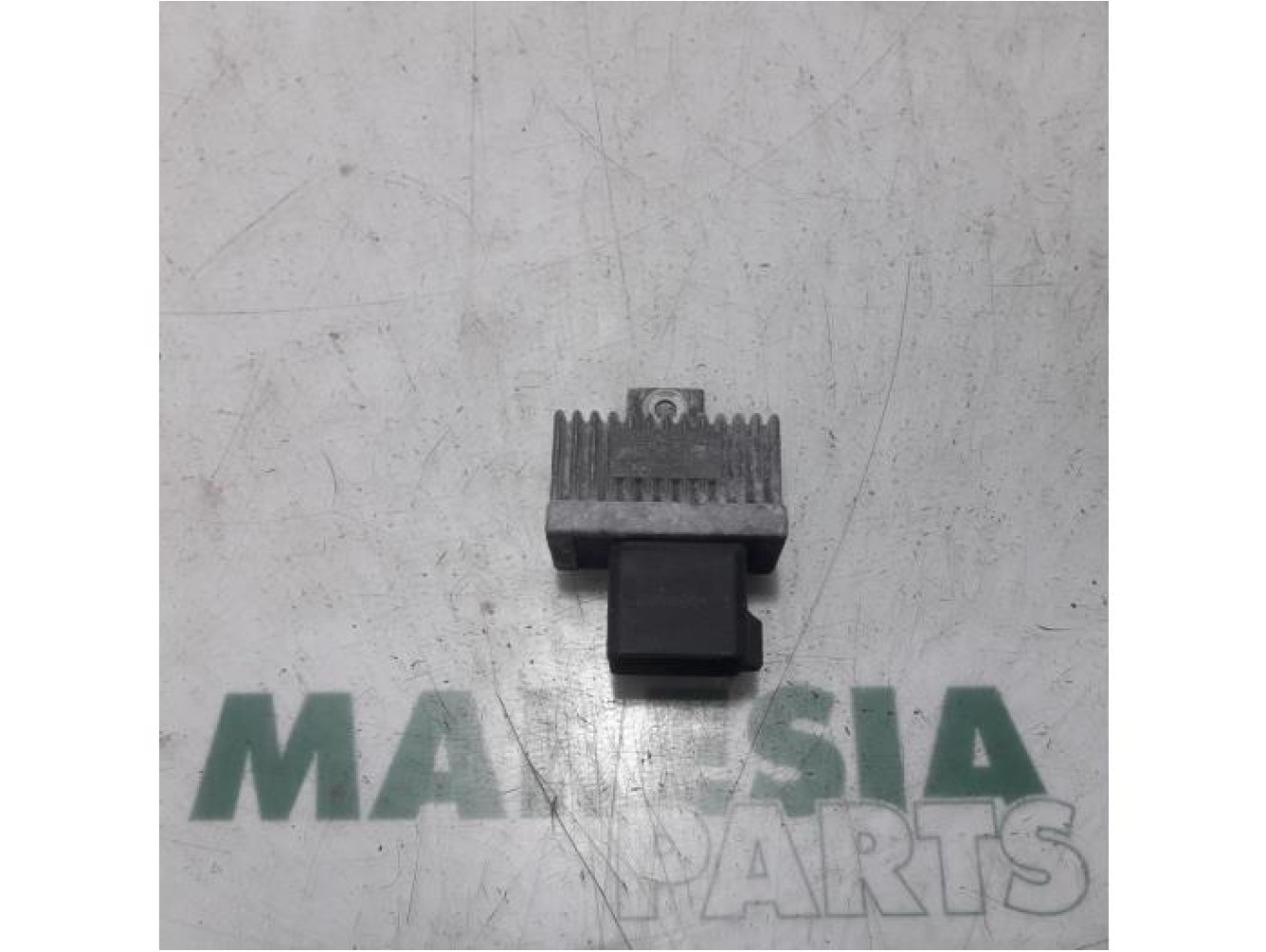 Renault - Modus - Glow plug relay