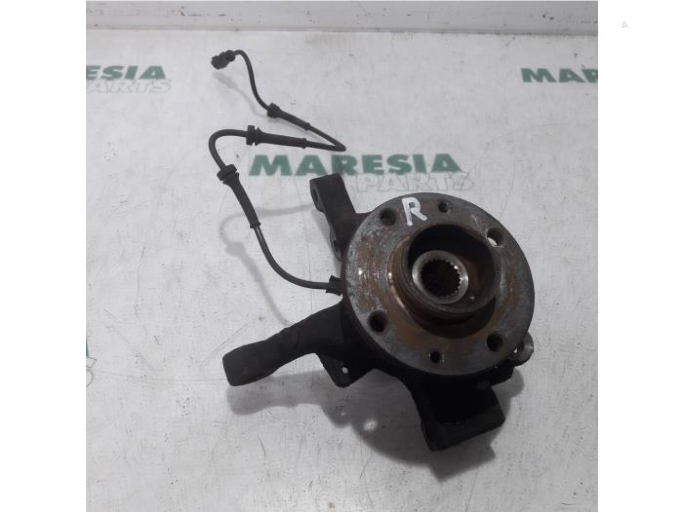 Renault - Modus - Knuckle, front right