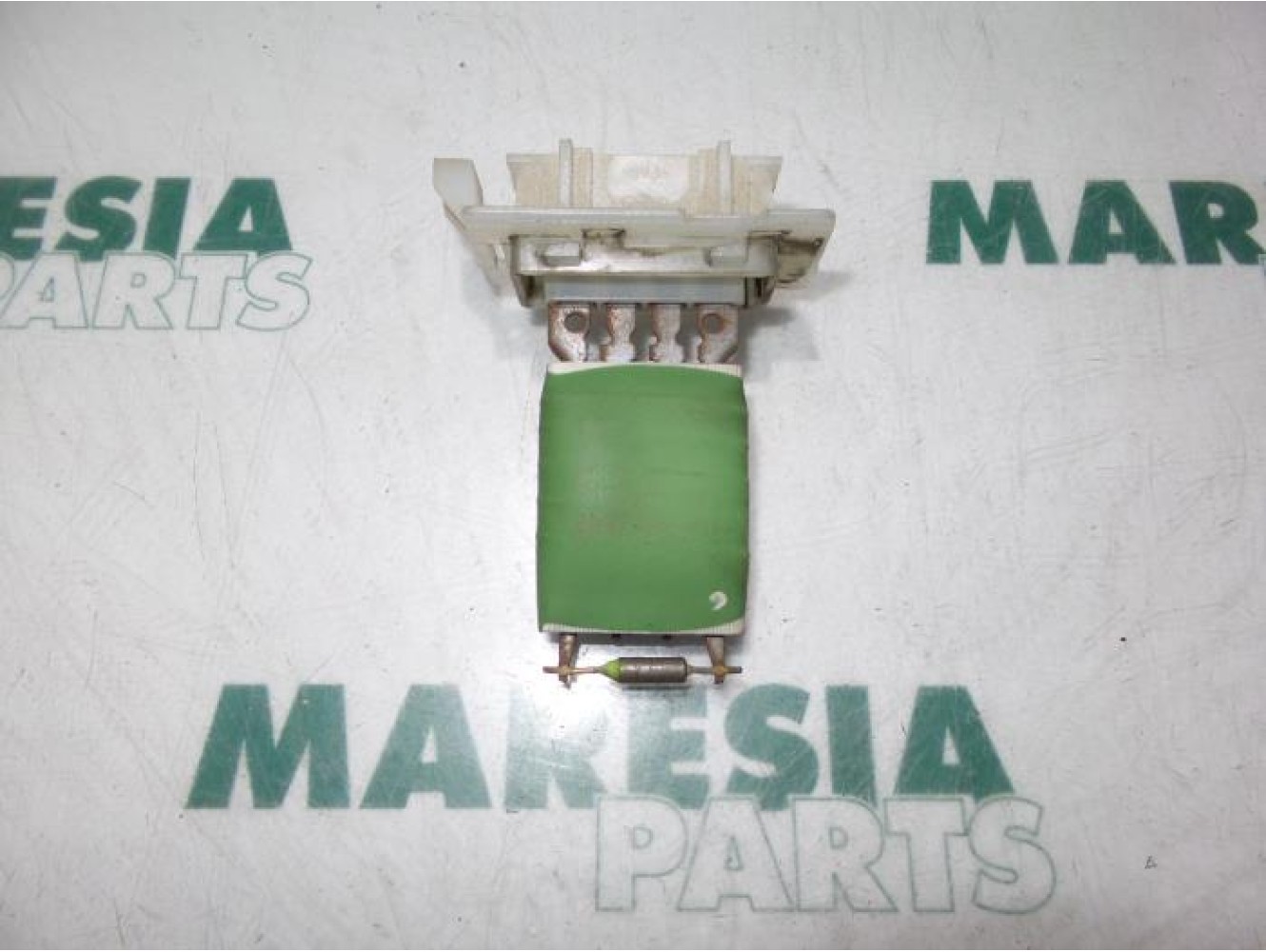 Renault - Master - Heater resistor