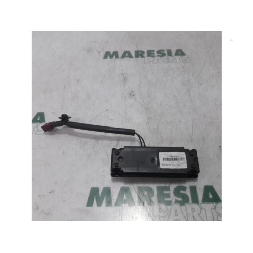 Peugeot - RCZ - Antenne GPS