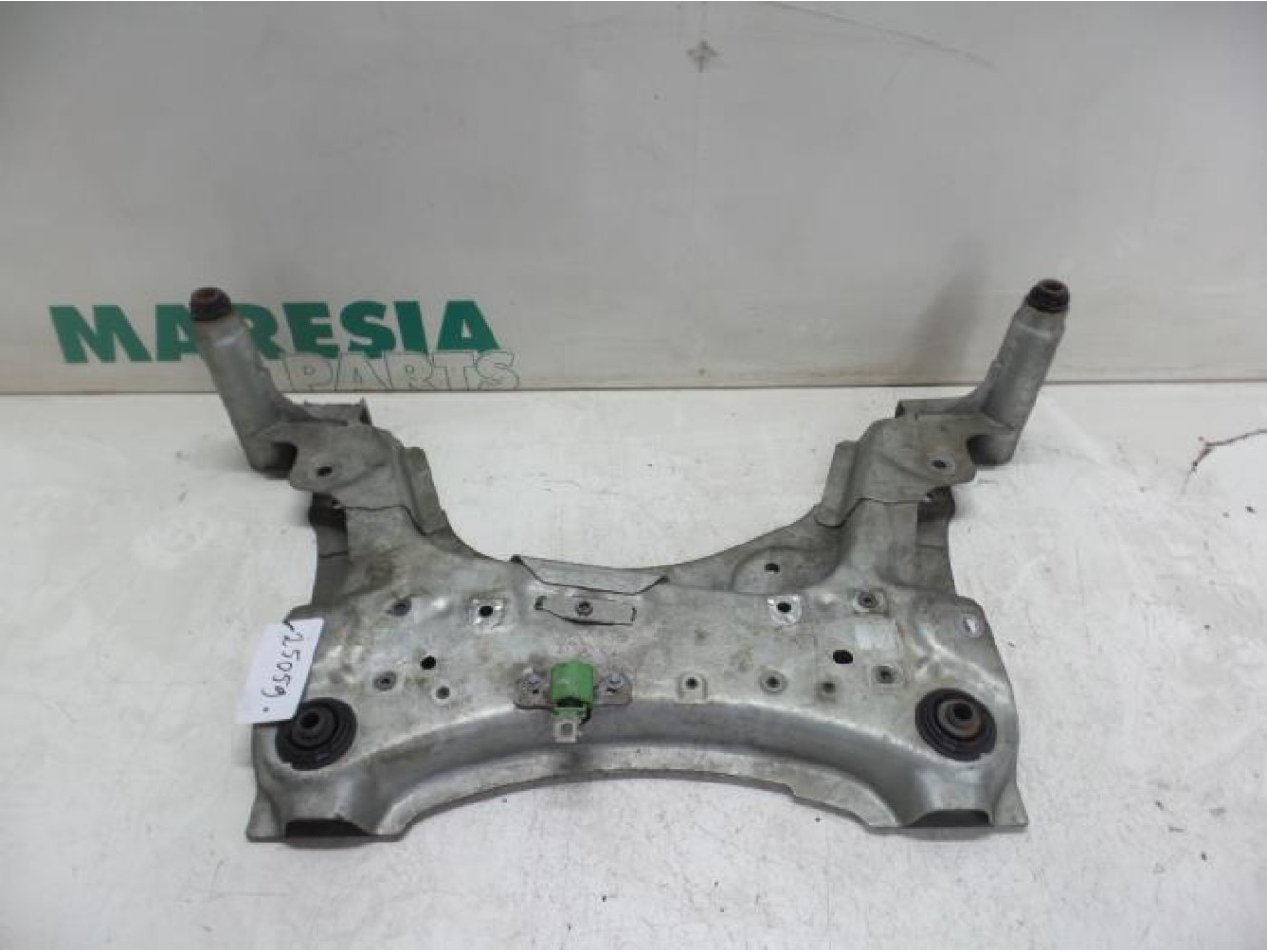 Renault - Megane Scenic - Subframe