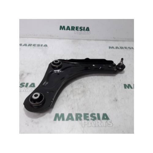 Renault - Megane Scenic - Front lower wishbone, right