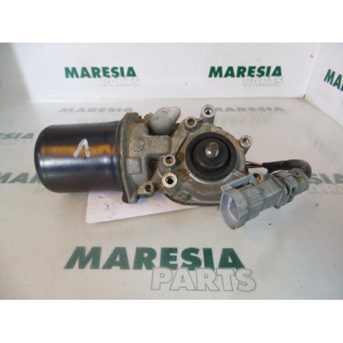 Renault - Master - Front wiper motor