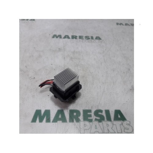 Renault - Megane Scenic - Heater resistor