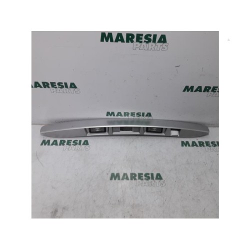 Renault - Megane Scenic - Decorative strip