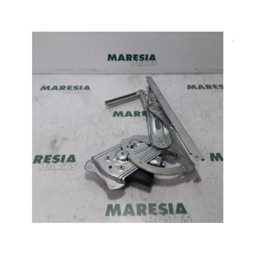 Renault - Megane Scenic - Rear door window mechanism 4-door, left