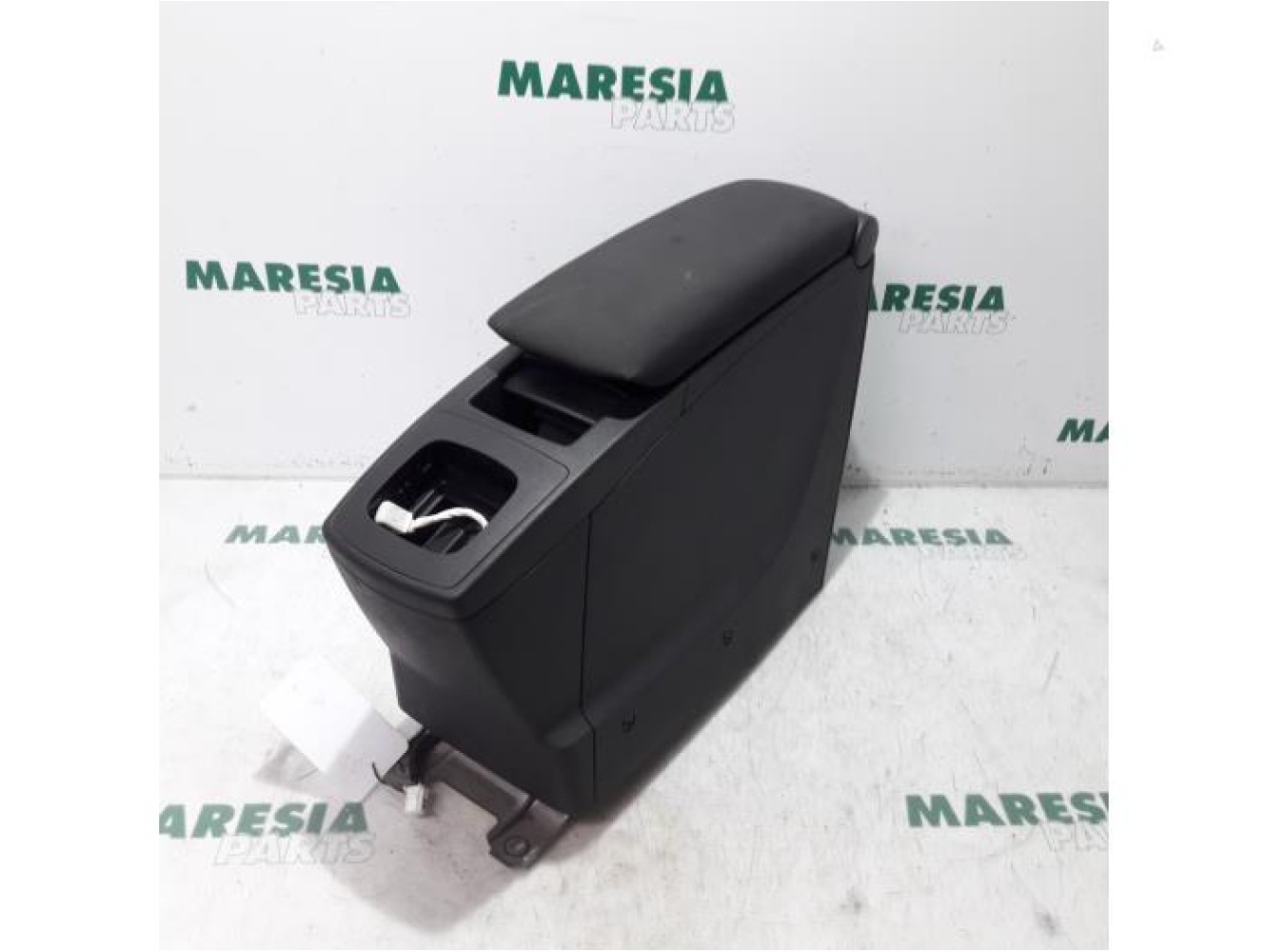 Renault - Megane Scenic - Armrest