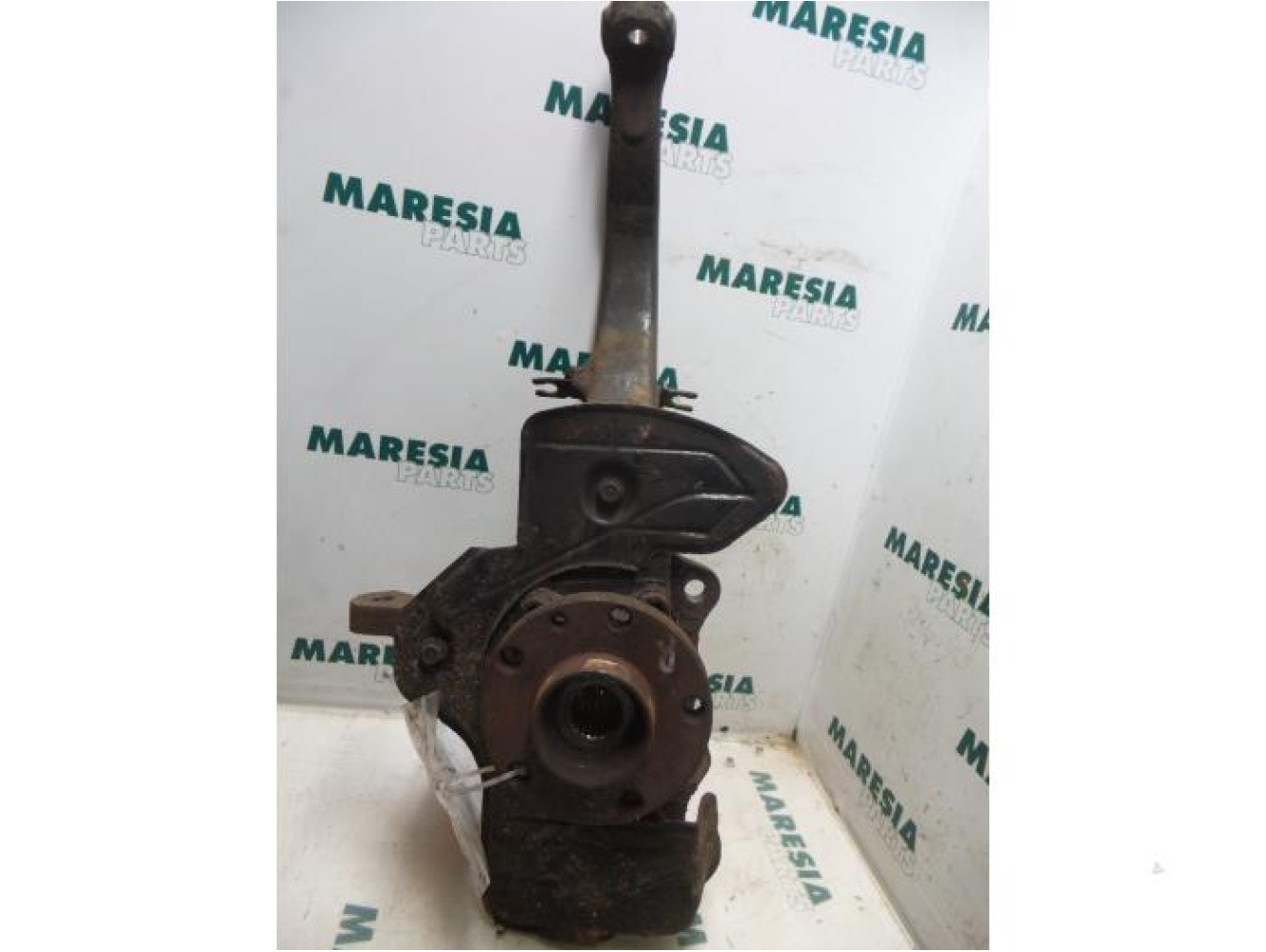 Alfa Romeo - 156 - Knuckle, front right