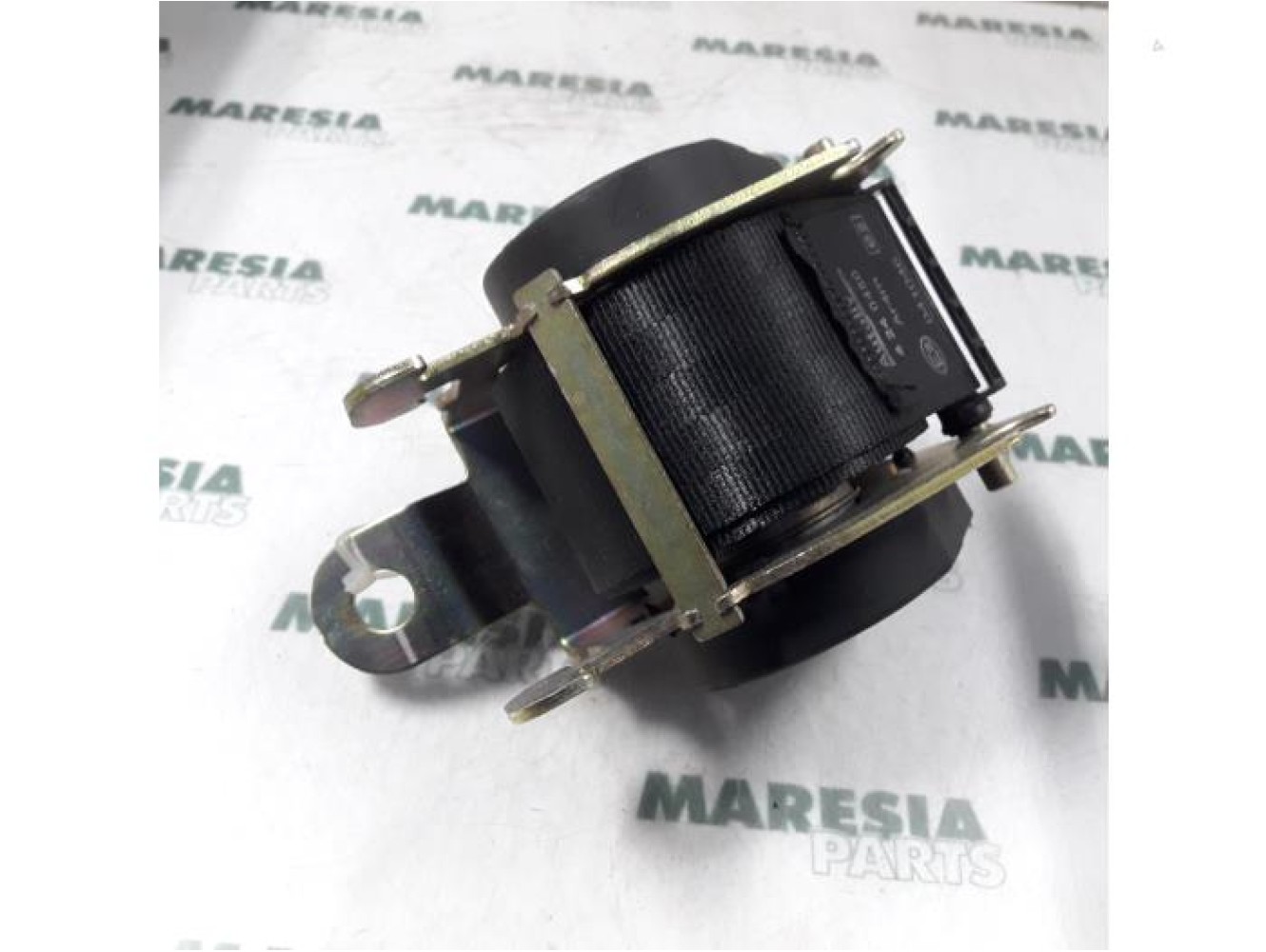 Peugeot - 307 - Rear seatbelt, centre