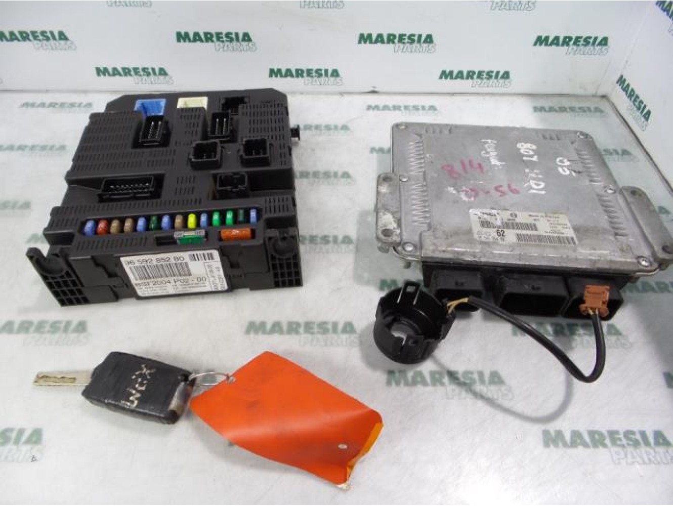 Citroen - C8 - Engine management computer