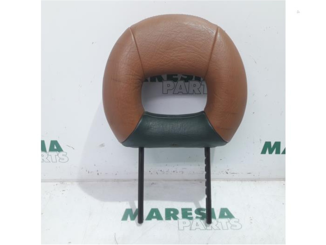 Peugeot - 206 - Headrest