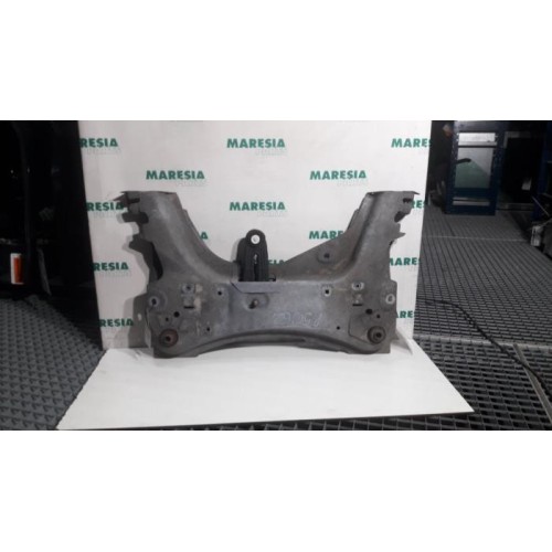 Renault - Clio - Subframe