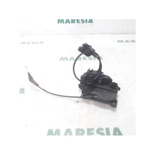 Renault - Clio - Front door lock mechanism 4-door, right