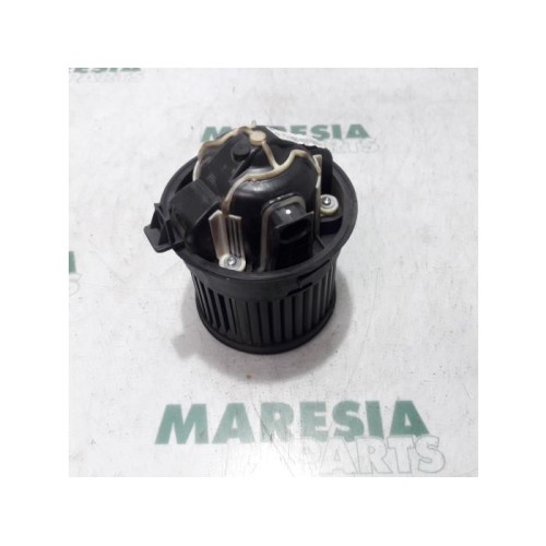 Citroen - C3 Picasso - Heating and ventilation fan motor