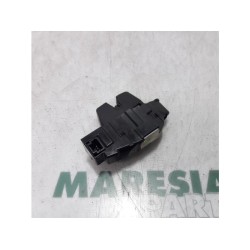 Citroen - C3 Picasso - Tailgate lock mechanism
