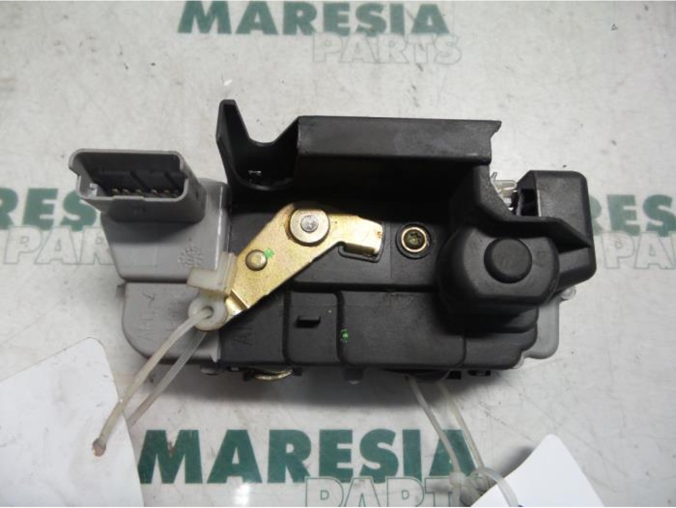 Citroen - C5 - Rear door mechanism 4-door, right