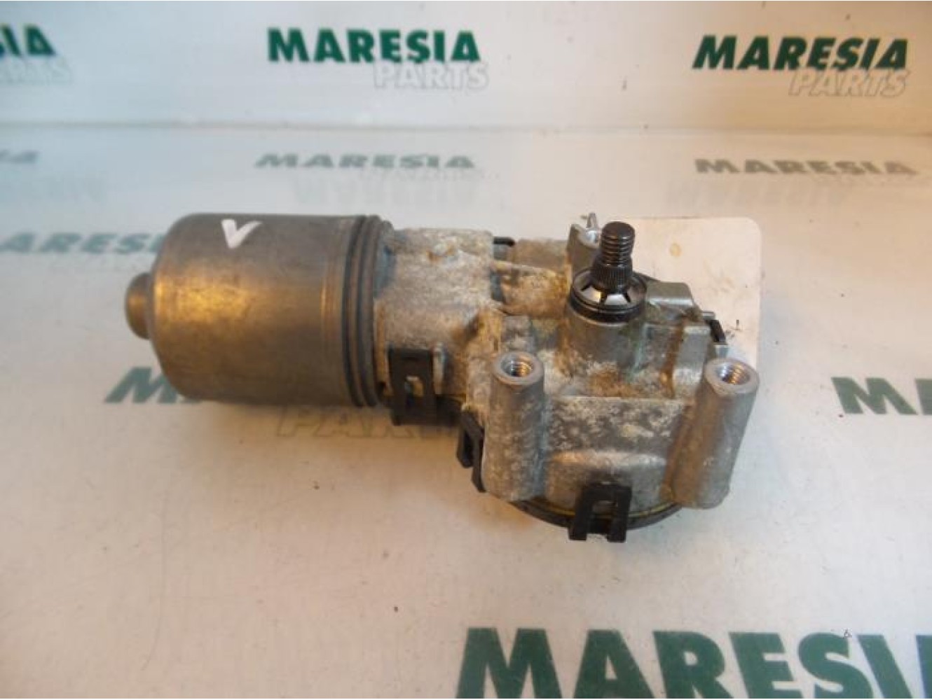 Citroen - C5 - Front wiper motor