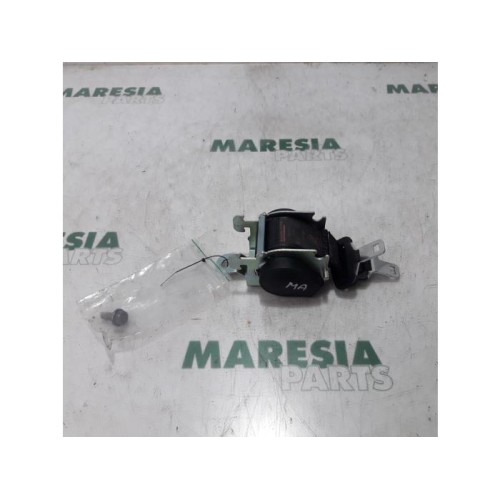 Citroen - C3 Picasso - Rear seatbelt, centre