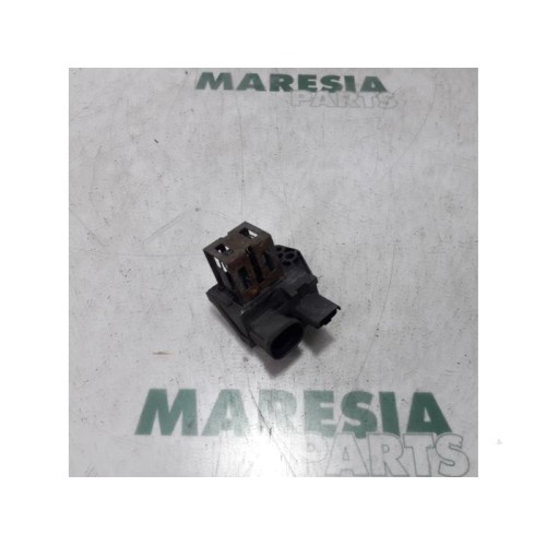 Citroen - C3 Picasso - Cooling fan resistor