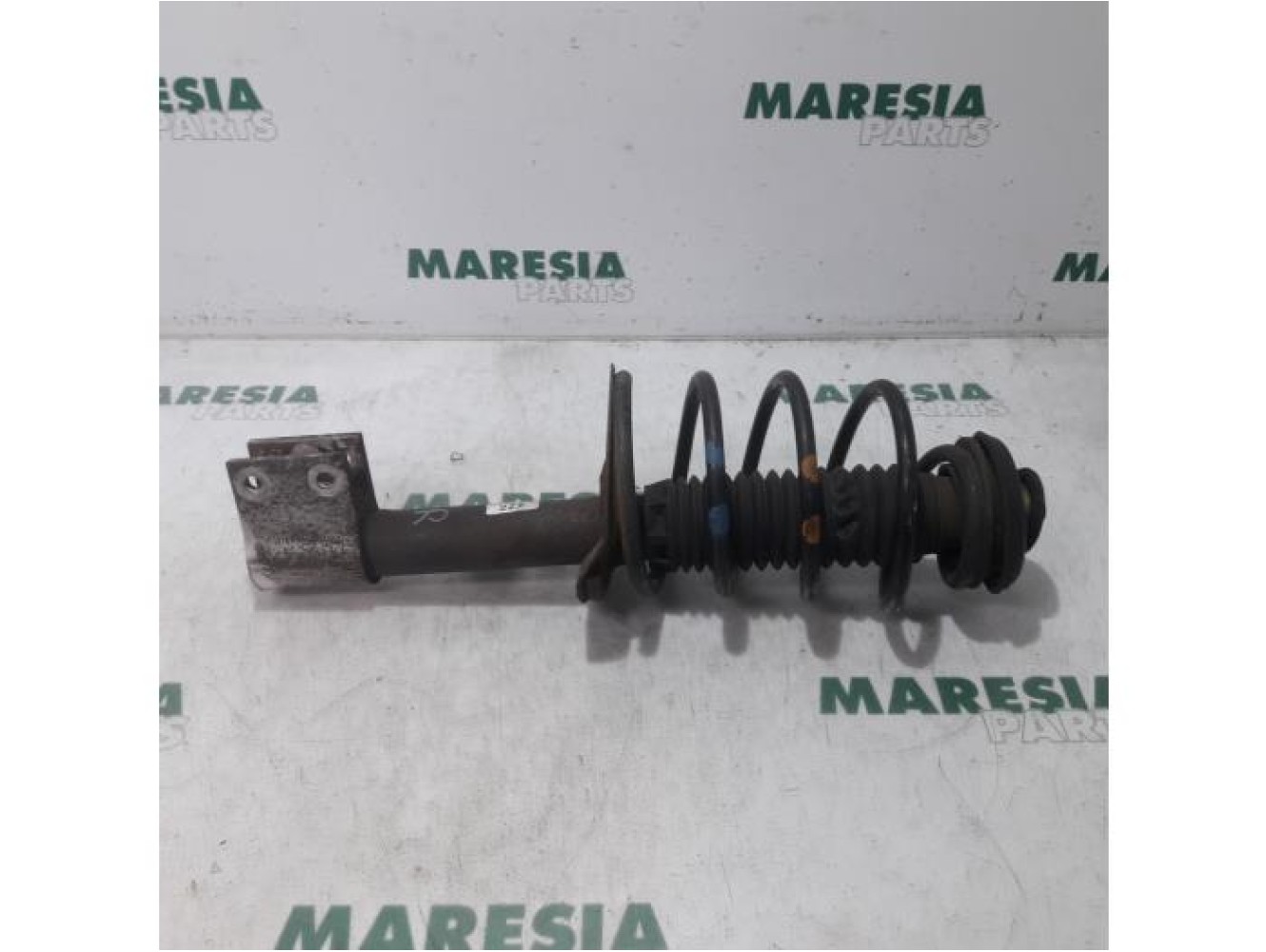 Peugeot - 307 - Front shock absorber rod, right