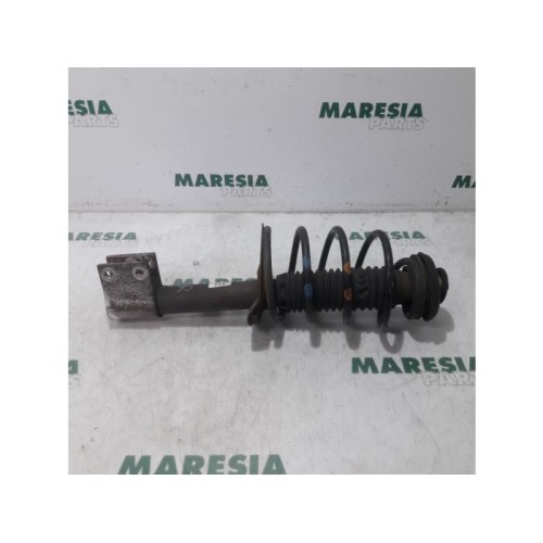 Peugeot - 307 - Front shock absorber rod, right
