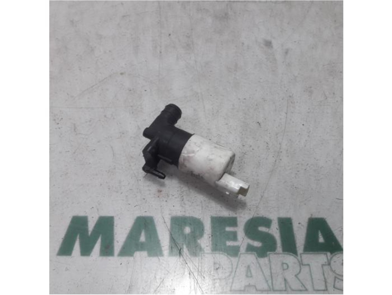 Peugeot - 307 - Windscreen washer pump
