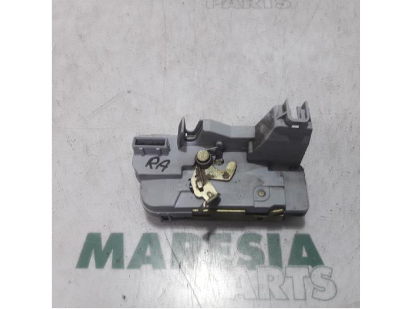 Peugeot - 307 - Rear door mechanism 4-door, right