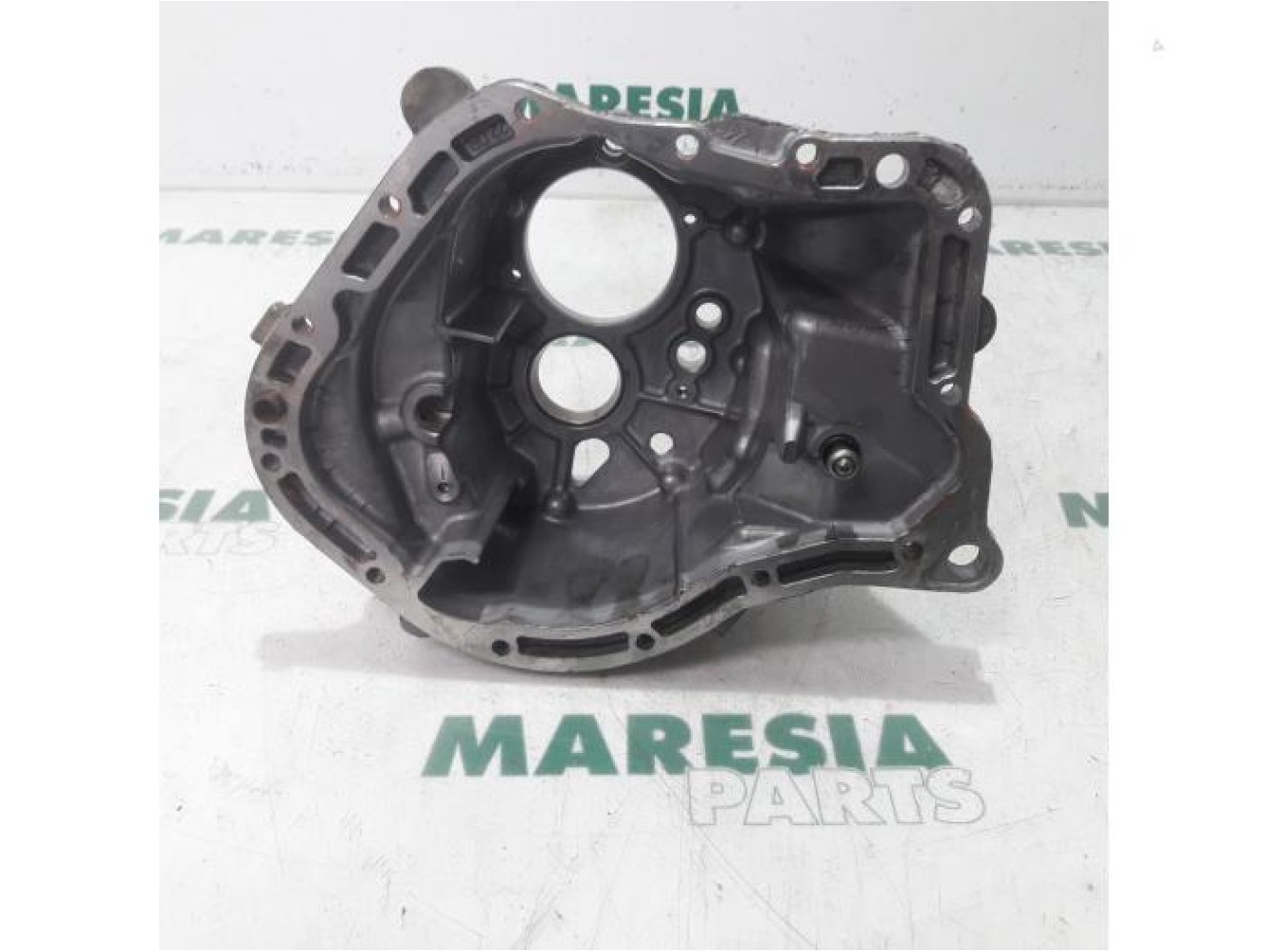 Peugeot - 407 - Gearbox casing