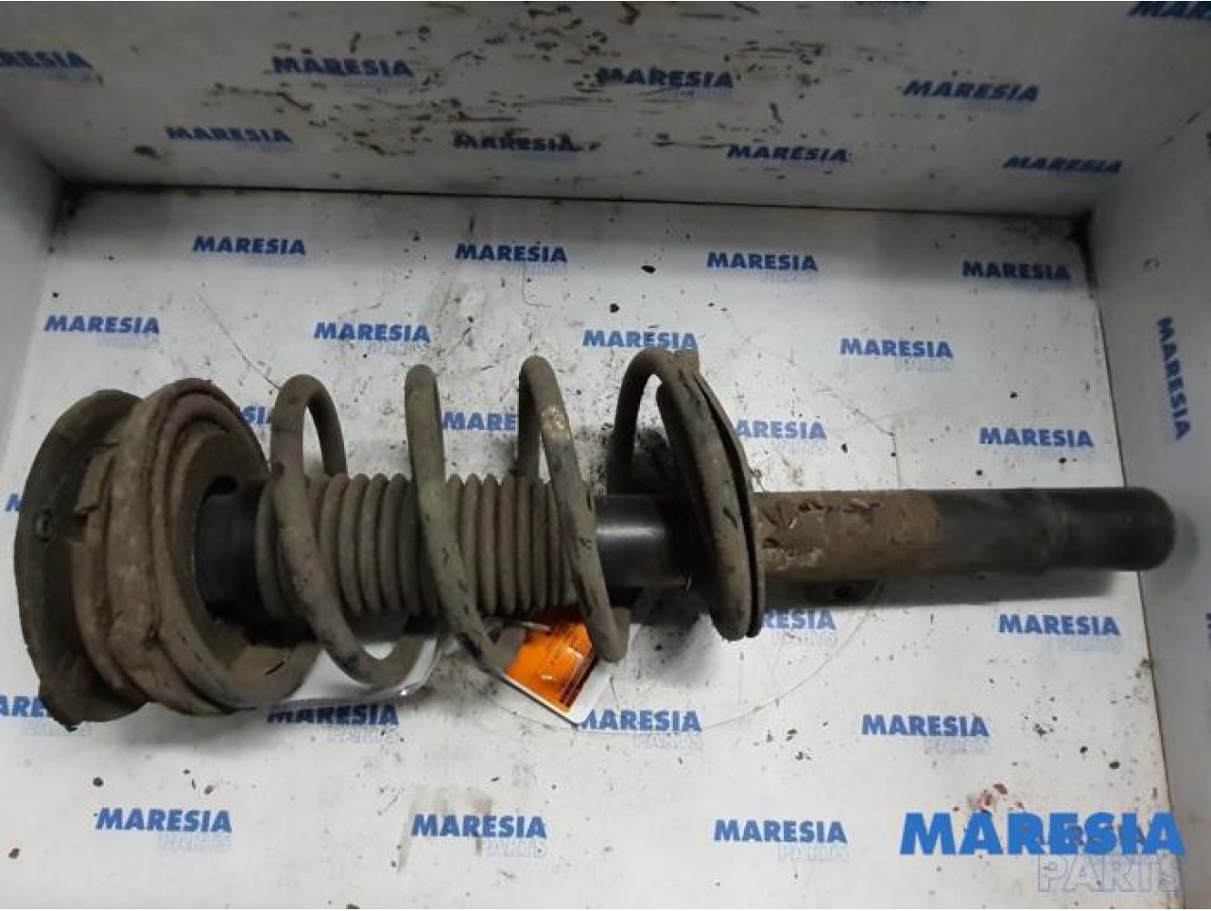Peugeot - 607 - Front shock absorber rod, left