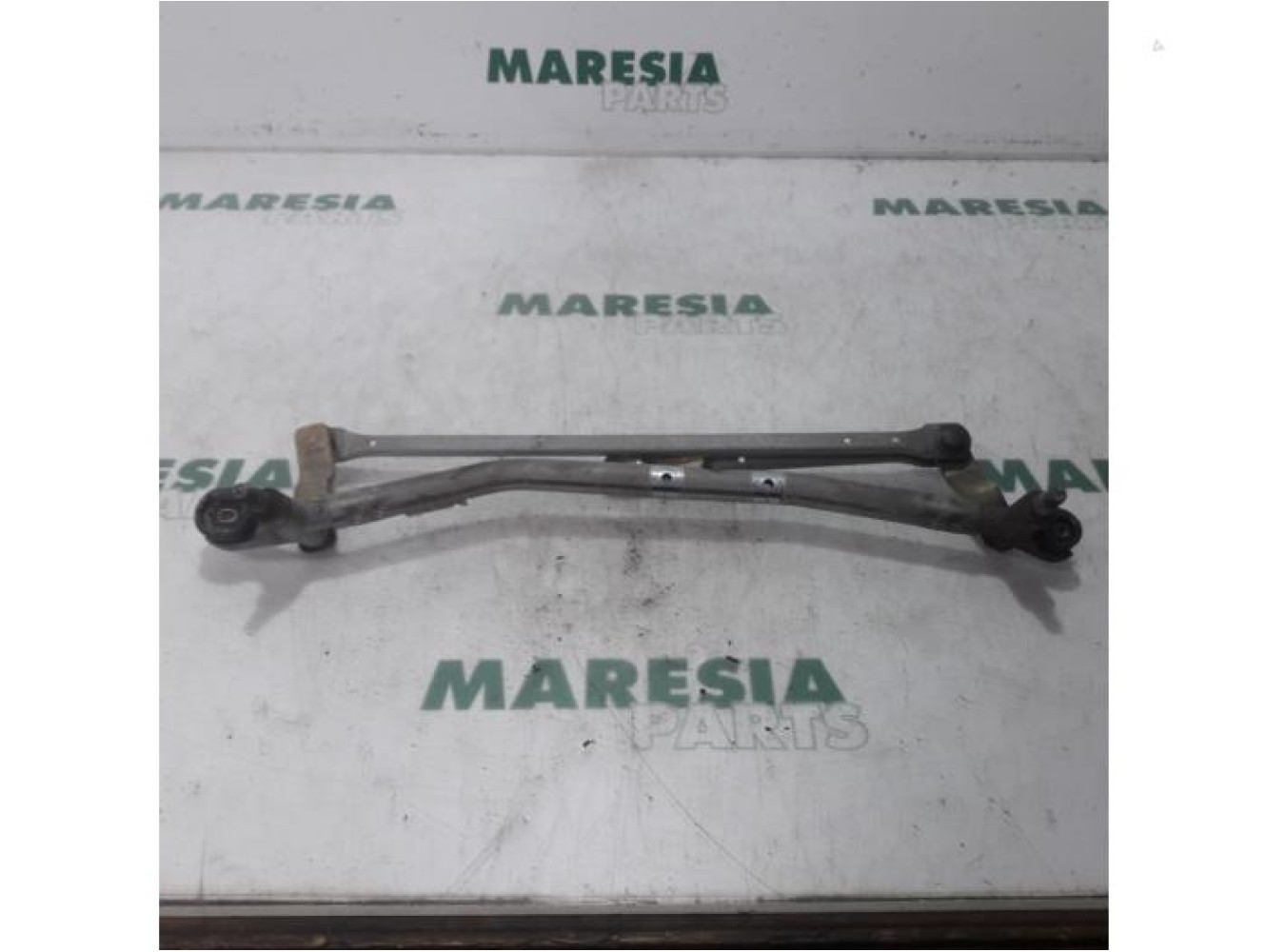 Citroen - Pluriel - Wiper mechanism