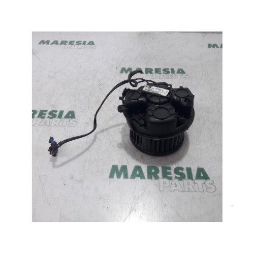 Citroen - Pluriel - Heating and ventilation fan motor