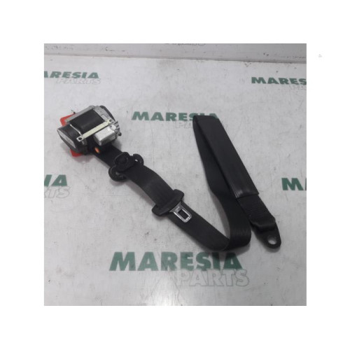 Fiat - Doblo - Front seatbelt, right