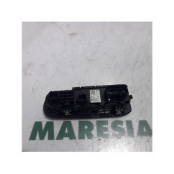 Peugeot - 308 - Multi-functional window switch