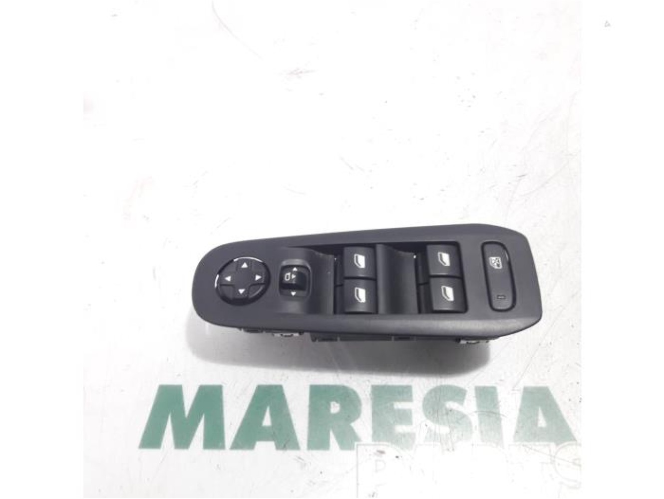 Peugeot - 308 - Multi-functional window switch