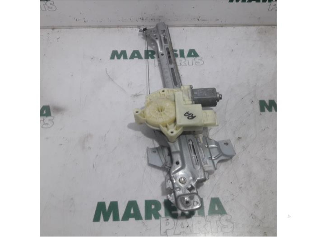 Peugeot - 308 - Rear door window mechanism 4-door, right