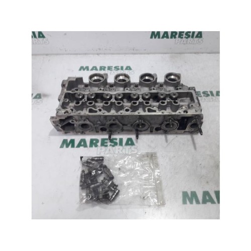 Peugeot - 207 - Cylinder head