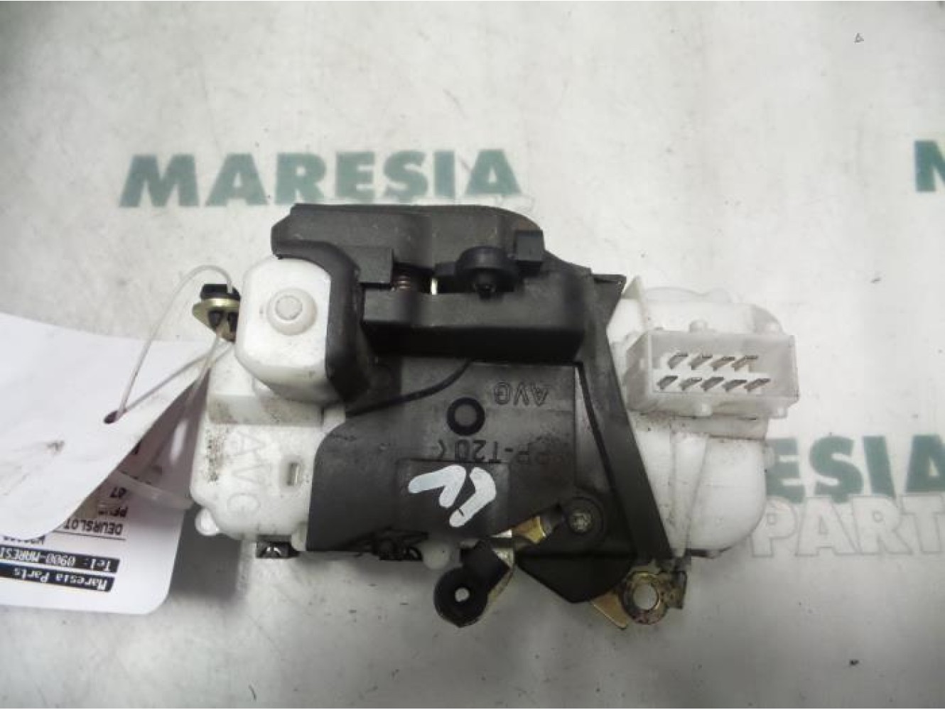 Peugeot - 607 - Door lock mechanism 4-door, front left
