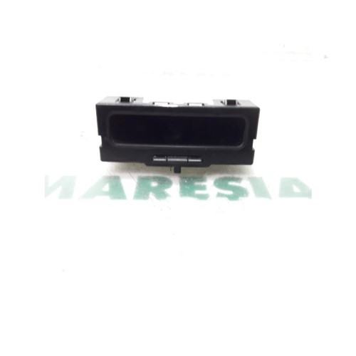 Renault - Clio - Display Interieur