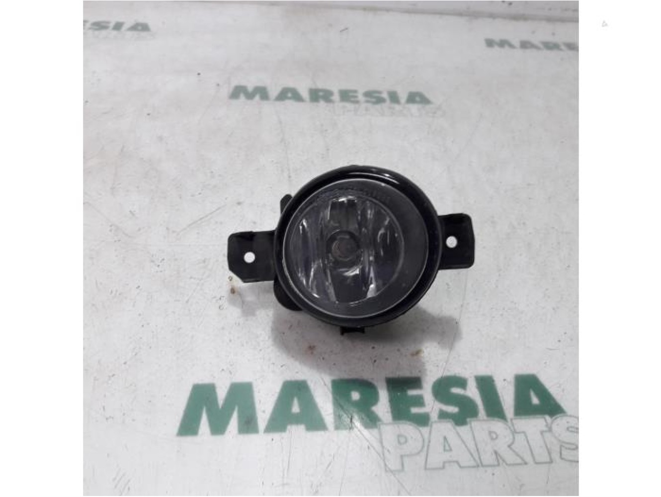 Renault - Clio - Fog light, front right