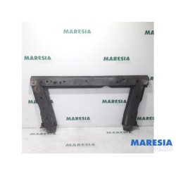 Renault - Megane Scenic - Radiator bar