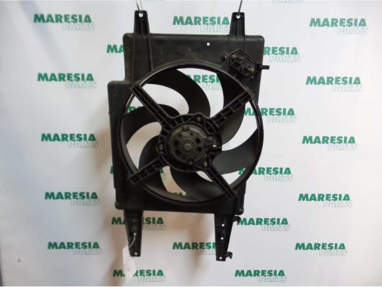 Alfa Romeo - 166 - Fan motor