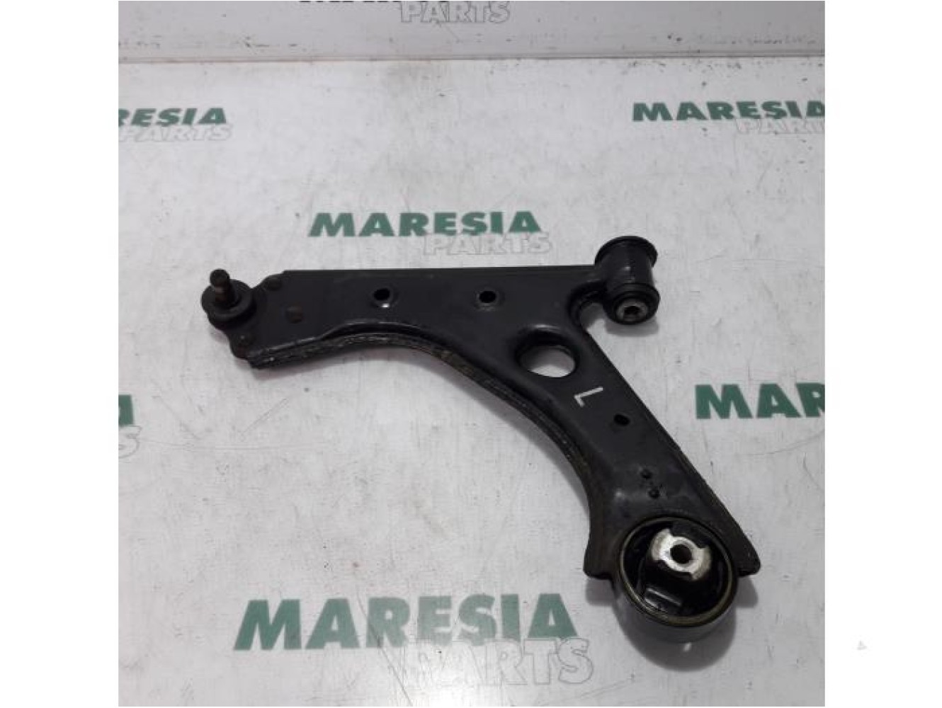 Fiat - Punto - Front lower wishbone, left