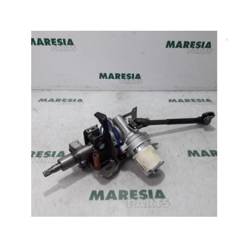Renault - Twingo - Steering column housing