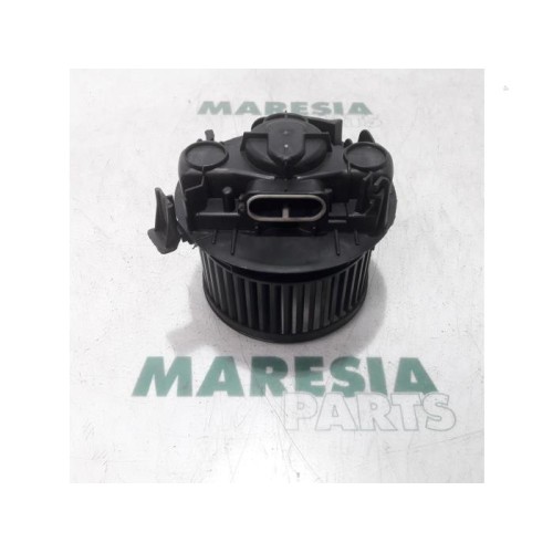Renault - Twingo - Heating and ventilation fan motor