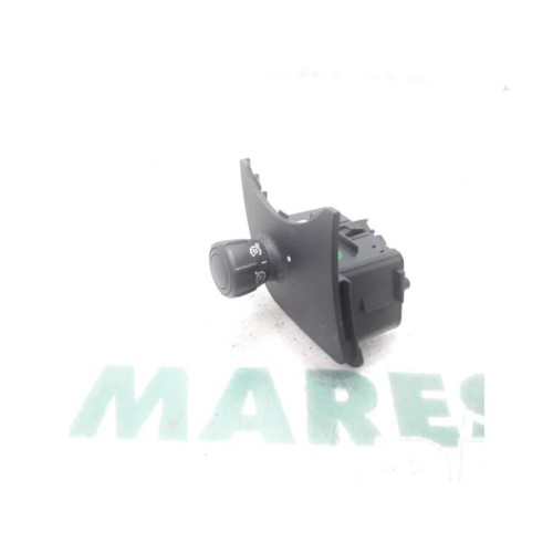 Renault - Megane Scenic - Cruise control switch