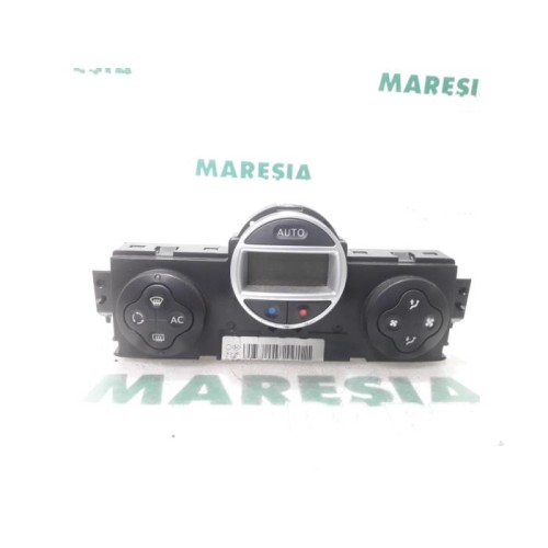 Renault - Megane Scenic - Heater control panel